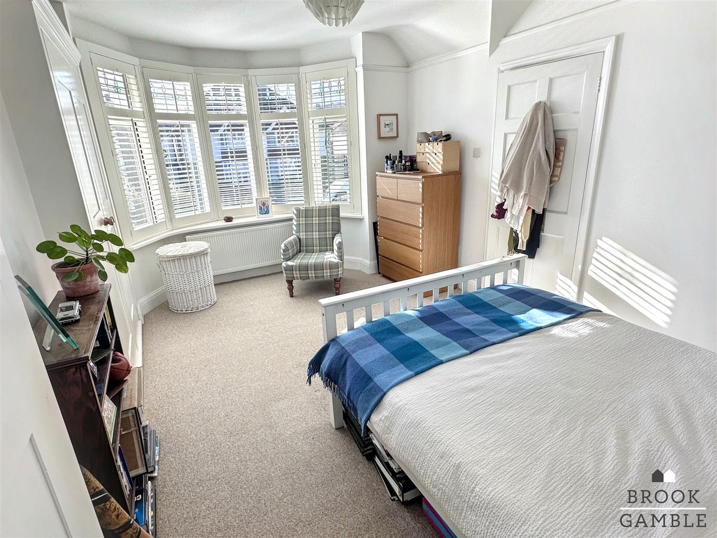 3 Bedroom House. Milton Road in Eastbourne,  9